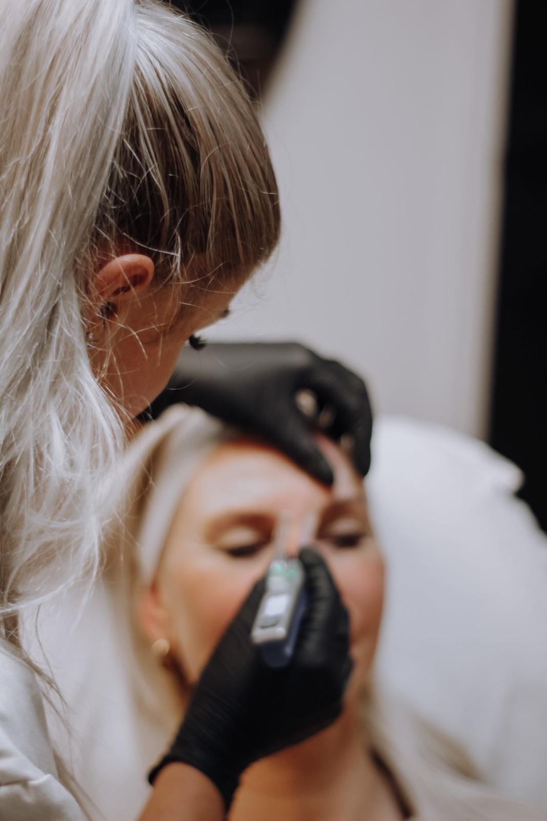 Cosmetisch Arts Dr Kelly Weistra